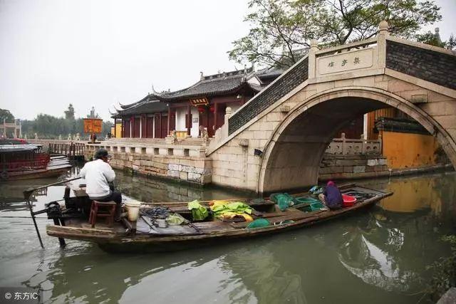 探寻吉鹿力之谜，精彩问答社区如何追狮子座的女生？